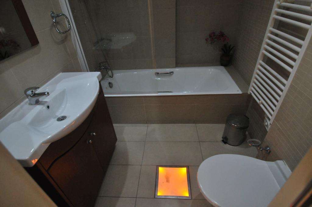 Ithaki Phinikoudes Apartment No. 105 Larnaka Zimmer foto